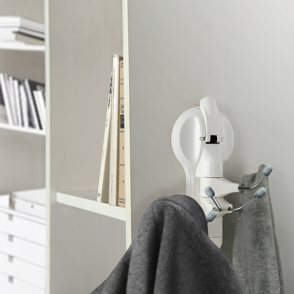 Suction Cup Swivel Hook for Bags, Towels, Clothes