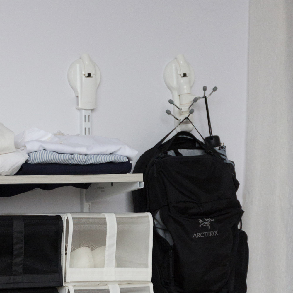 Suction Cup Swivel Hook for Bags, Towels, Clothes