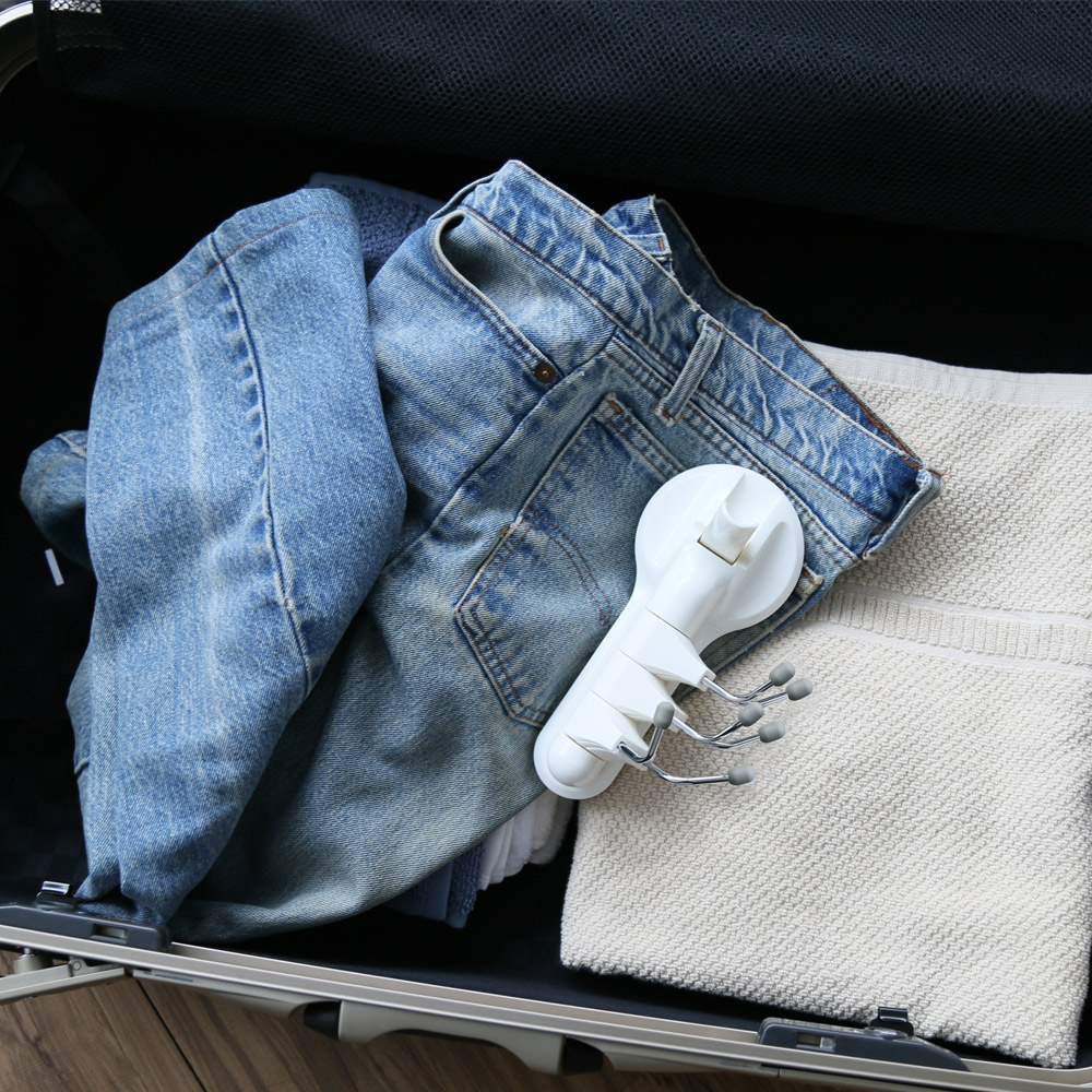 Suction Cup Swivel Hook for Bags, Towels, Clothes